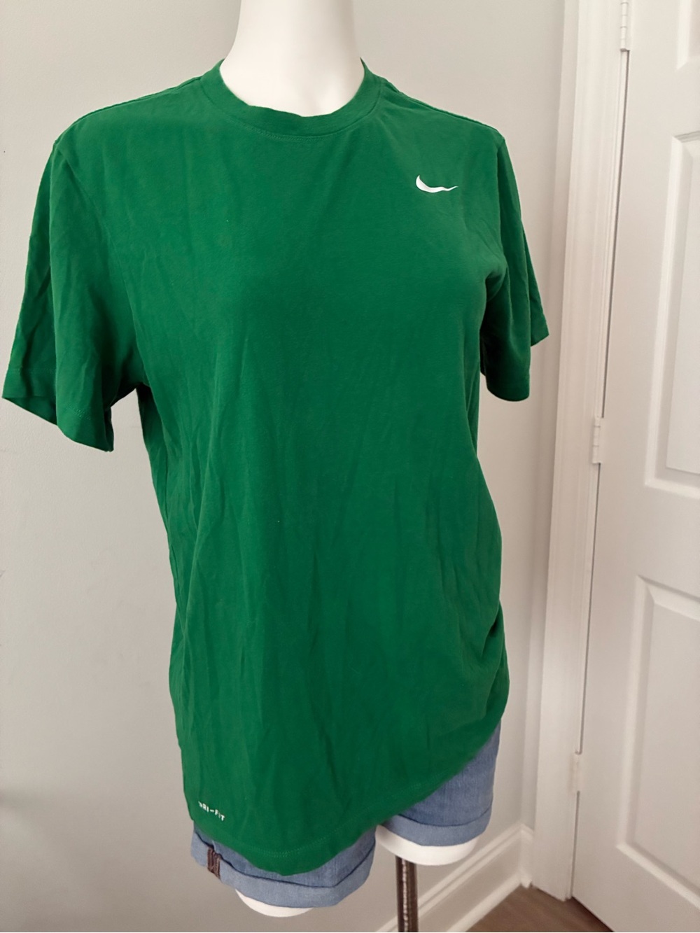 Nike Green Short Sleeve Crew Tee with White Swoosh
